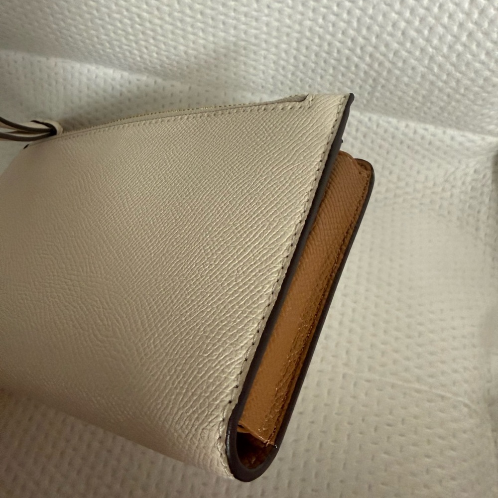 Coach White Leather Phone Wristlet Wallet Flap Snap Zip ID Card Holder - Picture 6 of 6